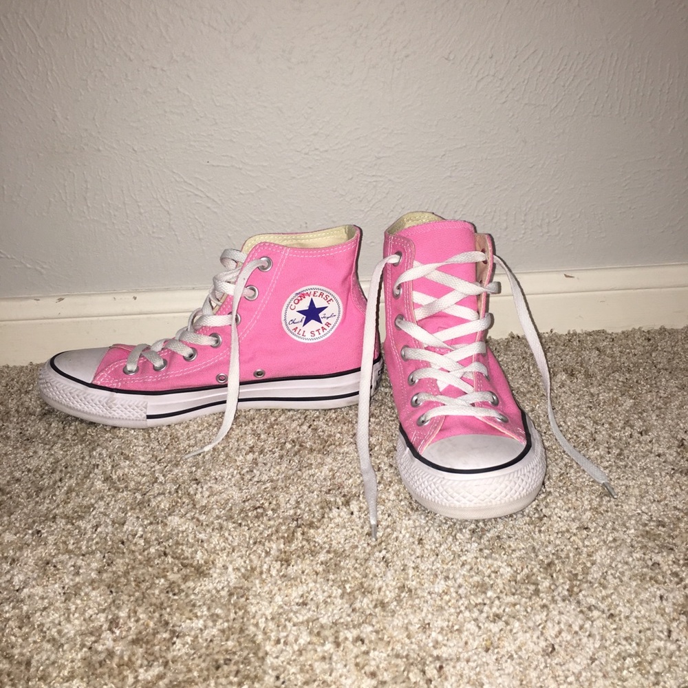 UNISEX HIGH TOP CONVERSE